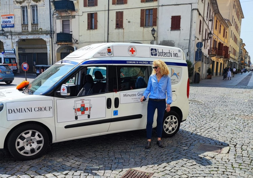 Mobilità sostenibile: due mezzi per Avis e Croce Rossa a Valenza